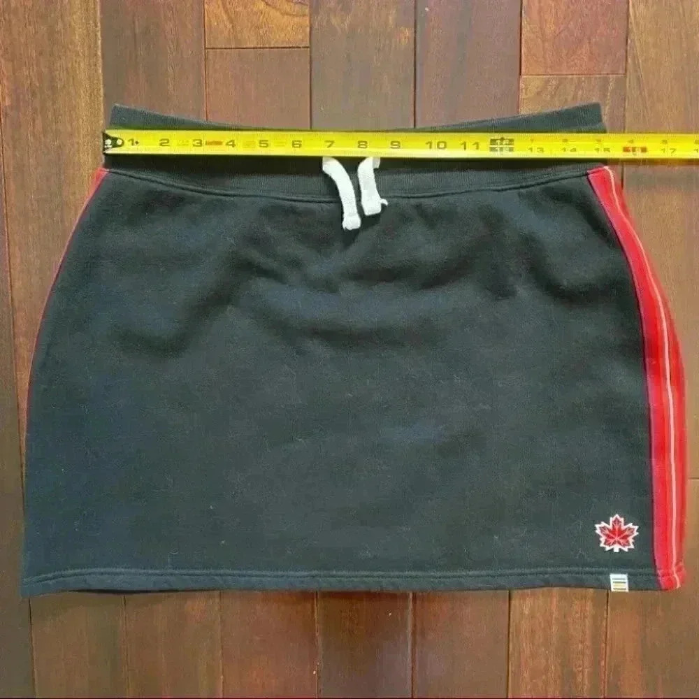HBC Mini Skirt Fleece Team Canada Olympic Apparel Black Red Side Stripes Medium - Picture 11 of 14